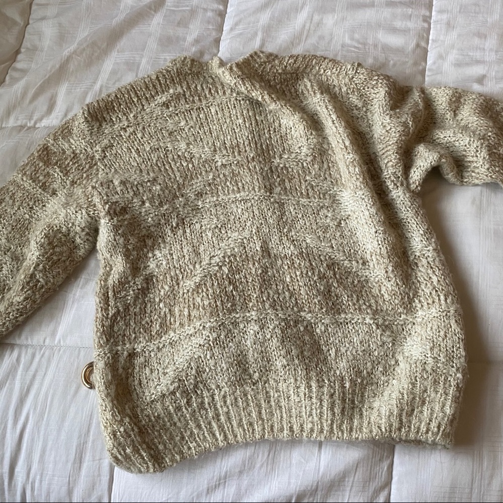 Vintage Knit Creamy Cardigan - Picture 11 of 11